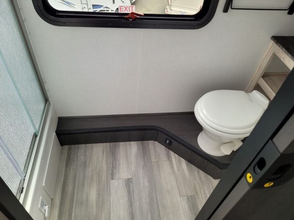 2023 Forest River Sunseeker MBS 2400T - Image 8