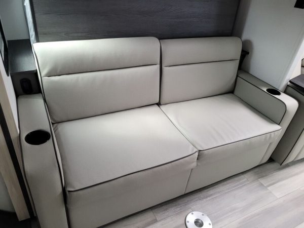 2023 Forest River Sunseeker MBS 2400T - Image 10