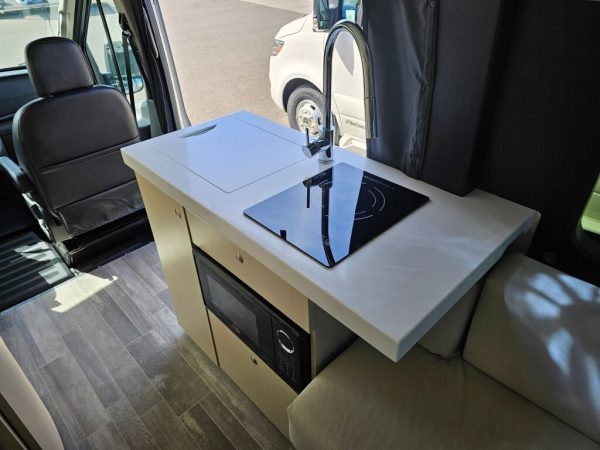 2023 Pleasure-Way Ontour 2.0 - Image 16