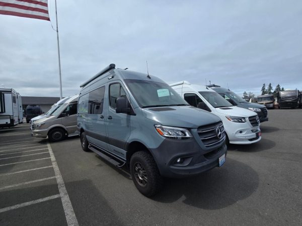2023 Pleasure-Way Rekon 4×4 - Image 2
