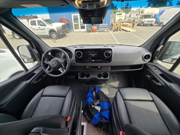 2023 Pleasure-Way Rekon 4×4 - Image 7