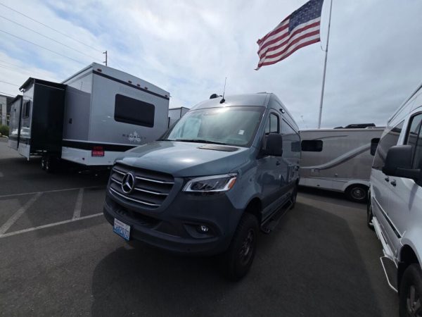 2023 Pleasure-Way Rekon 4×4