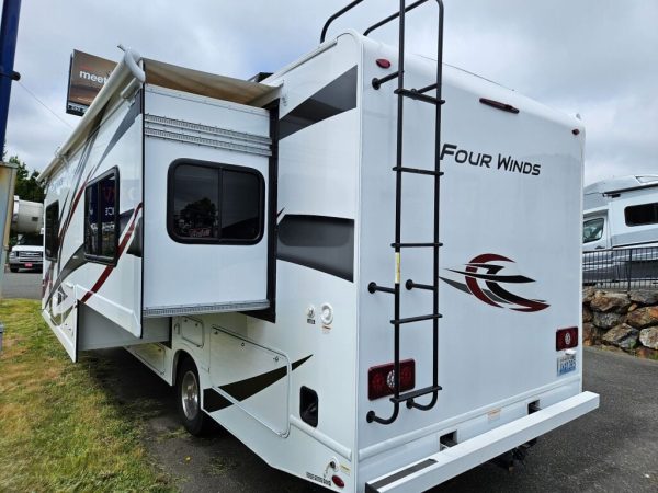 2023 Thor Motor Coach Four Winds 27R - Image 3