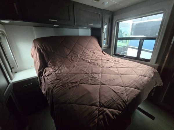 2023 Thor Motor Coach Palazzo 33.5 - Image 13