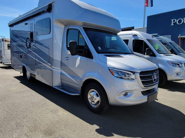 2023 Tiffin Motorhomes Wayfarer 25JW - Image 14
