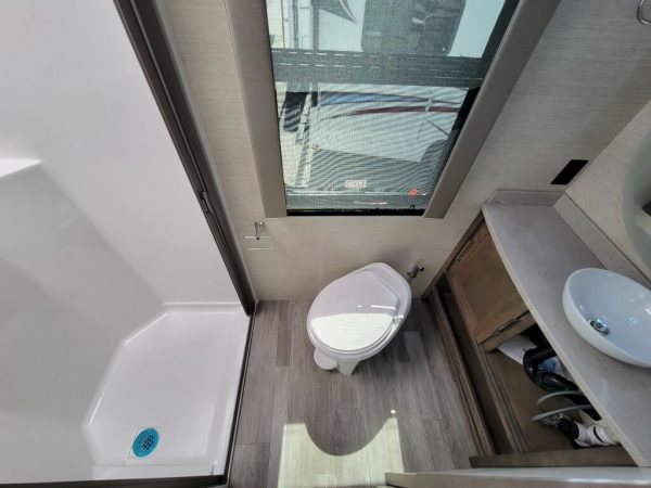 2023 Tiffin Motorhomes Wayfarer 25JW - Image 9