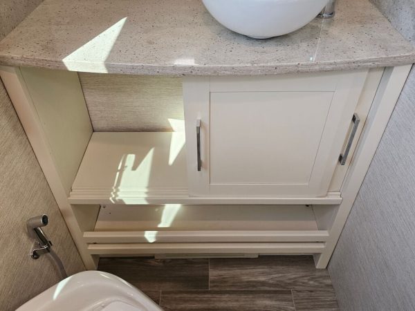 2023 Tiffin Motorhomes Wayfarer 25RW - Image 33