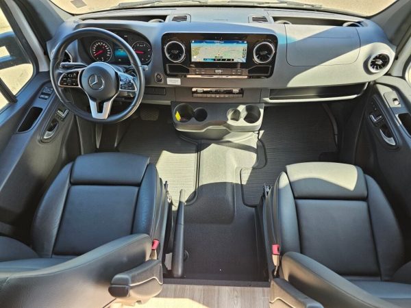 2023 Tiffin Motorhomes Wayfarer 25RW - Image 34