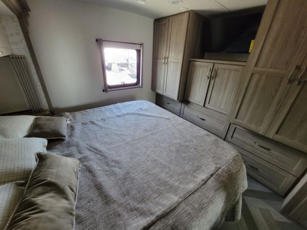 2023 Winnebago Adventurer 34W - Image 14