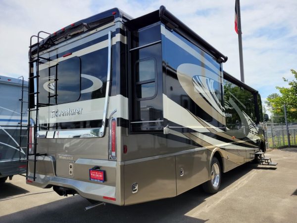 2023 Winnebago Adventurer 34W - Image 4