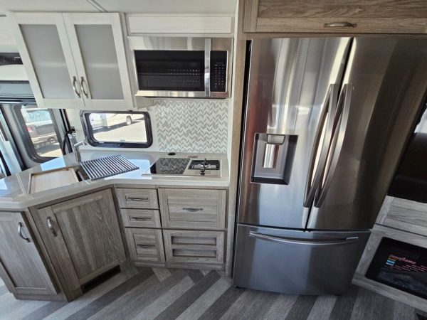 2023 Winnebago Adventurer 34W - Image 18