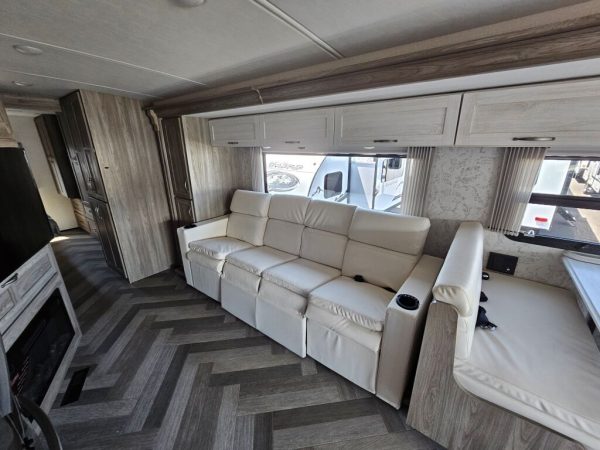 2023 Winnebago Adventurer 34W - Image 8