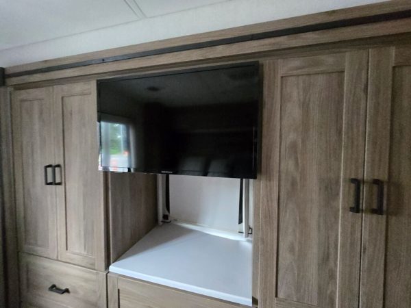 2023 Winnebago Vista 29V - Image 14