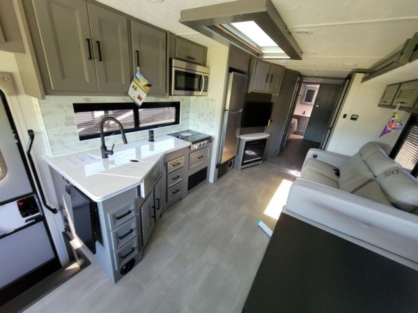 2024 Coachmen Encore 375RB - Image 8