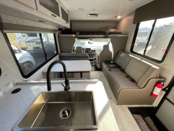 2024 Coachmen Freelander 27QB - Image 11