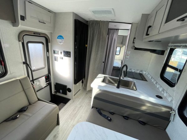 2024 Coachmen Freelander 27QB - Image 23