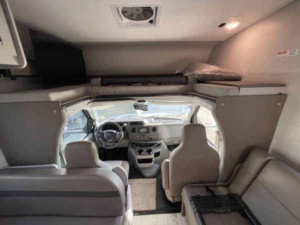 2024 Coachmen Freelander 27QB - Image 7
