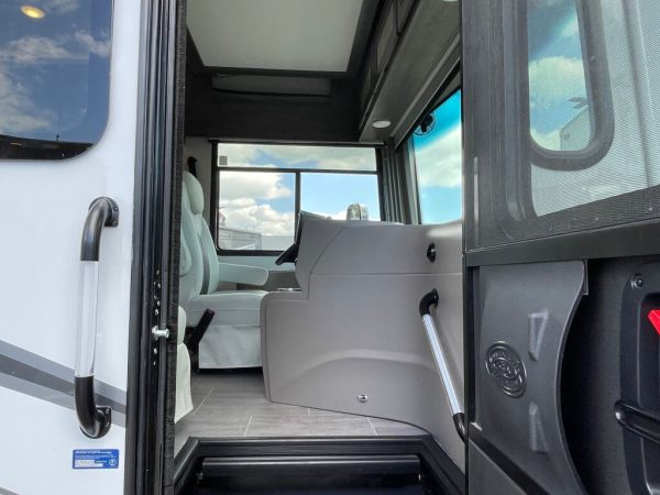 2024 Coachmen Sportscoach 411TS - Image 6