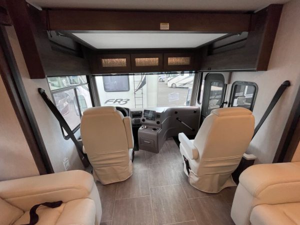 2024 Coachmen Sportscoach 411TS - Image 8