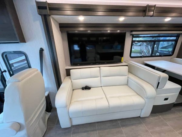 2024 Coachmen Sportscoach 411TS - Image 9