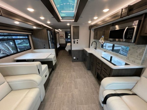 2024 Coachmen Sportscoach 411TS - Image 10