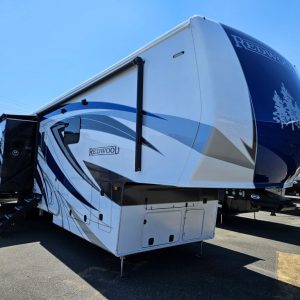 2024 Crossroads Redwood RW4001LK