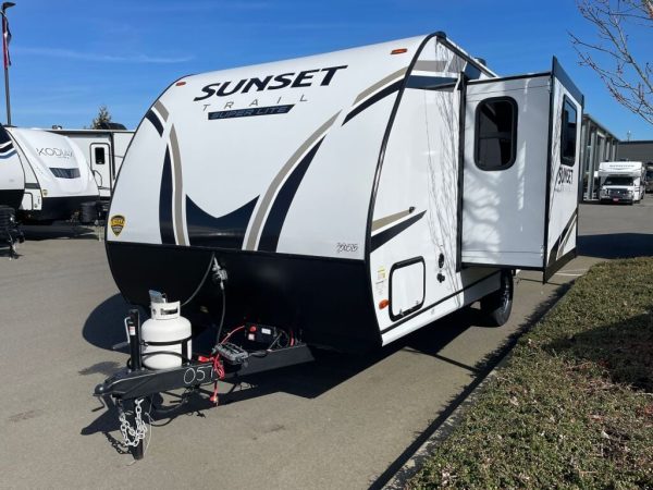 2024 Crossroads Sunset Trail Super Lite SS188BH - Image 2