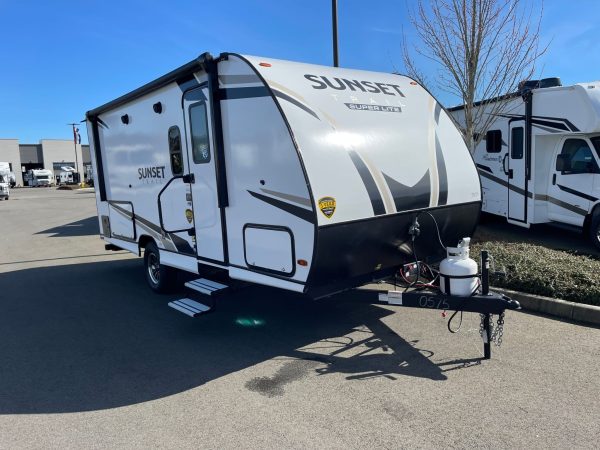 2024 Crossroads Sunset Trail Super Lite SS188BH - Image 23