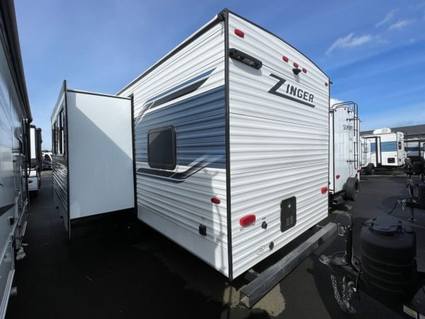 2024 Crossroads Zinger Lite ZR260BH - Image 3