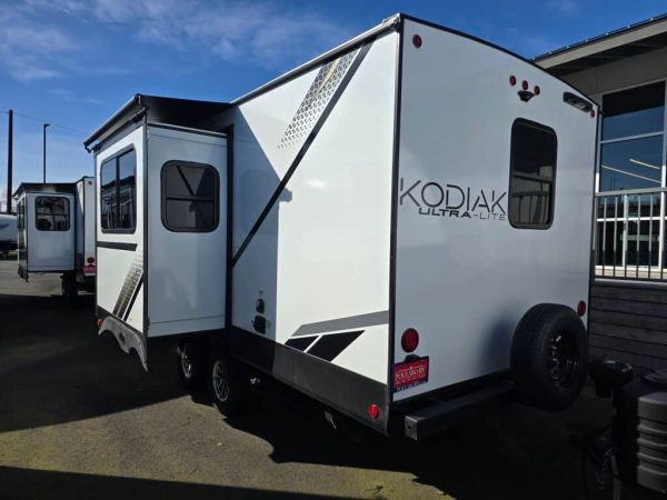 2024 Dutchmen Kodiak Ultra-Lite 242RBSL - Image 3
