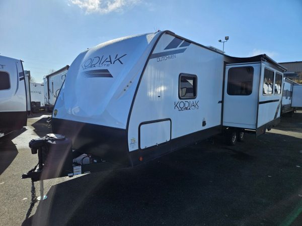 2024 Dutchmen Kodiak Ultra-Lite 296BHSL - Image 2