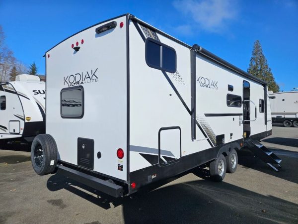 2024 Dutchmen Kodiak Ultra-Lite 296BHSL - Image 4