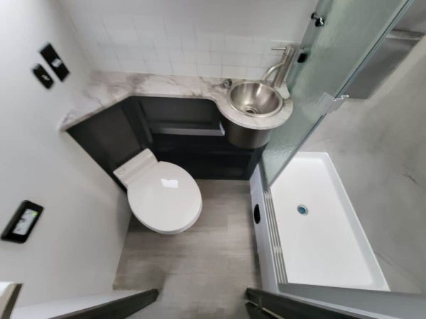 2024 Dynamax Isata 5 Series 28SS - Image 14