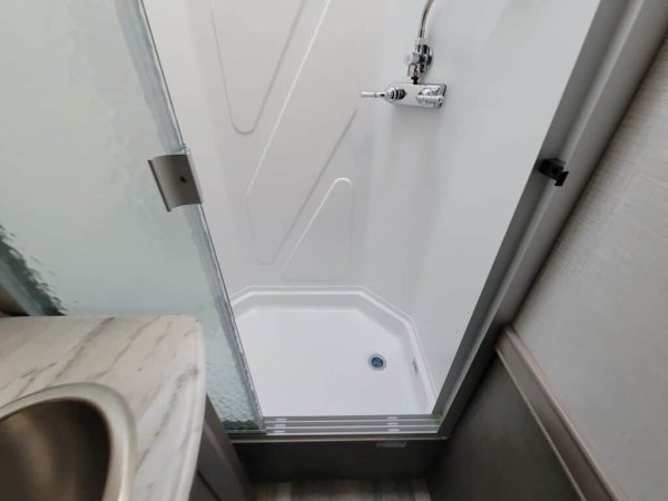 2024 Fleetwood Flair 28A - Image 12