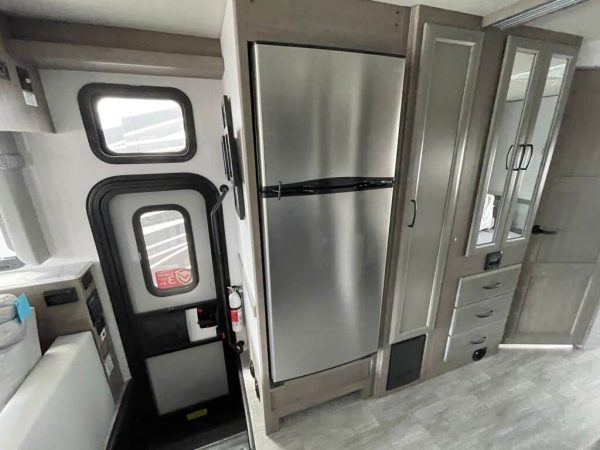 2024 Fleetwood Flair 28A - Image 13