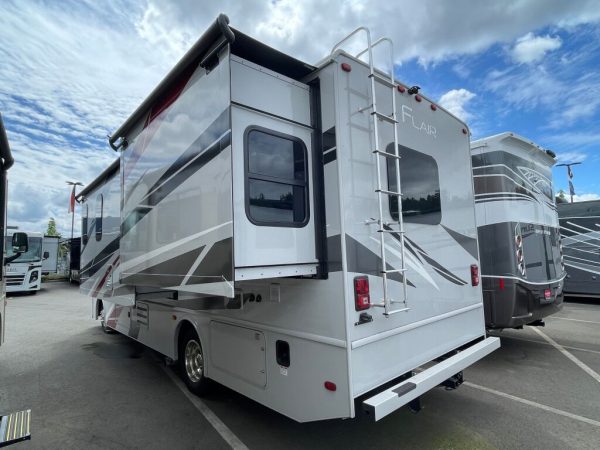 2024 Fleetwood Flair 28A - Image 3