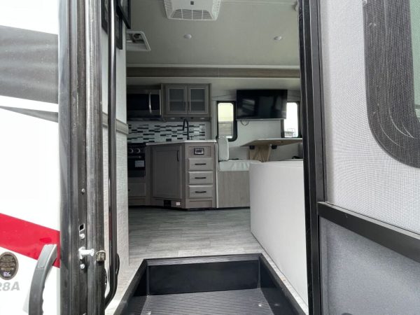 2024 Fleetwood Flair 28A - Image 6