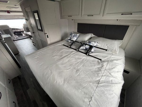 2024 Fleetwood Flair 29M - Image 18