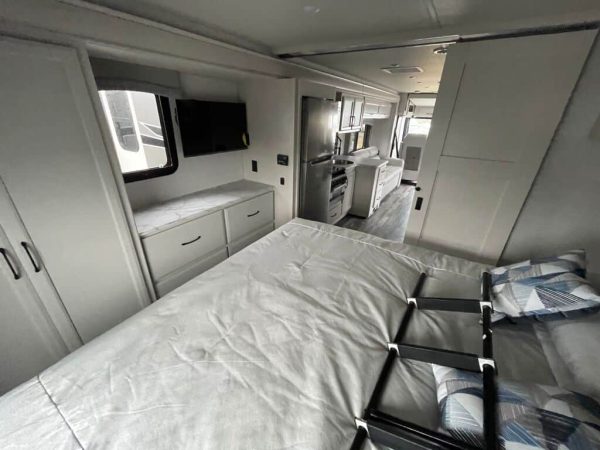 2024 Fleetwood Flair 29M - Image 19