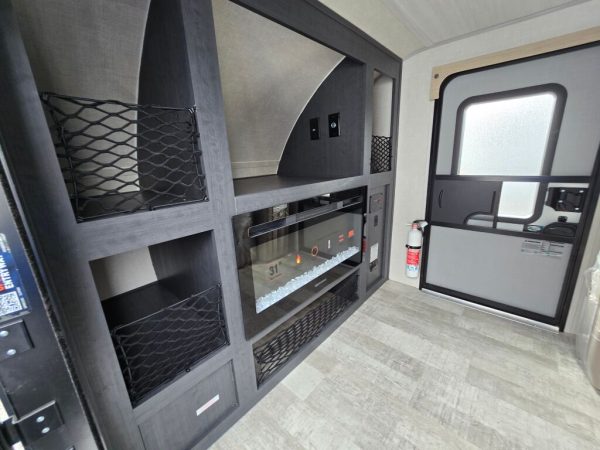 2024 Forest River R-Pod RP-107C - Image 6