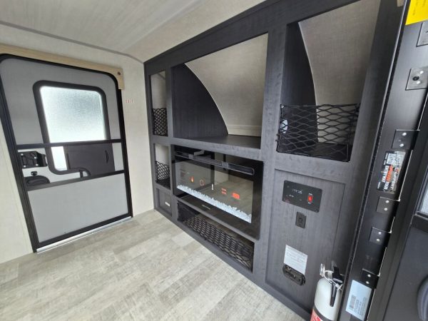 2024 Forest River R-Pod RP-107C - Image 9