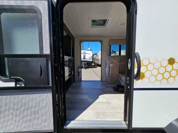 2024 Forest River R-Pod RP-107C - Image 8