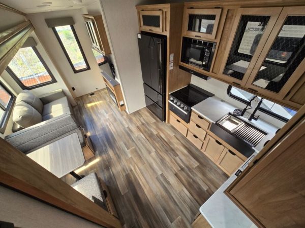 2024 Forest River Sabre 26BBR - Image 17