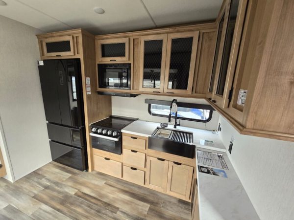 2024 Forest River Sabre 26BBR - Image 5