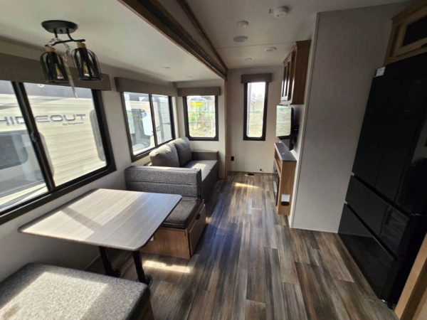 2024 Forest River Sabre 26BBR - Image 7
