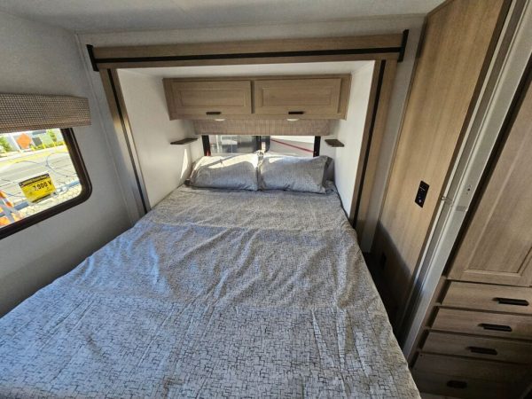 2024 Forest River Sunseeker 2250SLE - Image 15