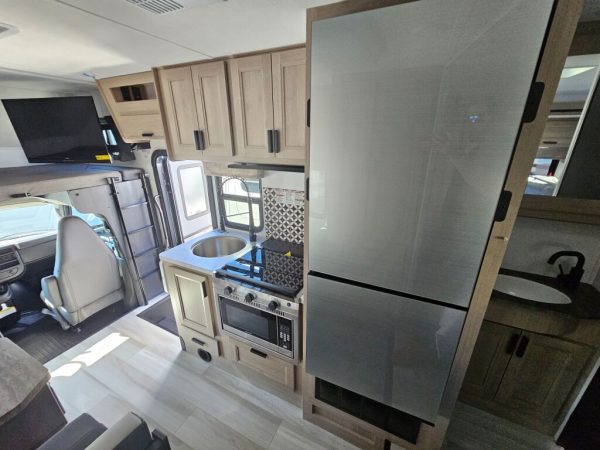 2024 Forest River Sunseeker 2250SLE - Image 18