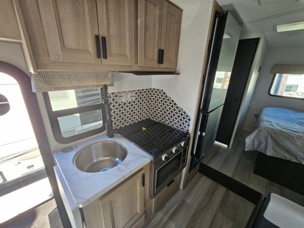 2024 Forest River Sunseeker 2250SLE - Image 10