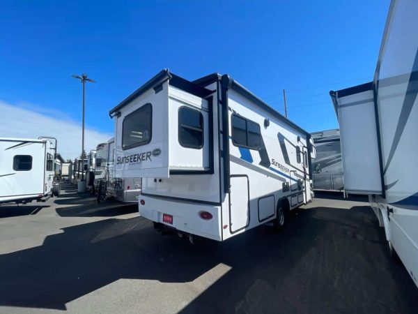 2025 Forest River Sunseeker 2500TS - Image 3