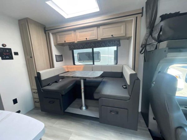 2025 Forest River Sunseeker 2500TS - Image 6